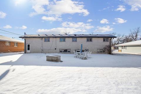 606 E 2nd St, Lockport, IL 60441 photo 18