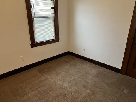 213 E White St, Clinton, IL 61727 photo 20