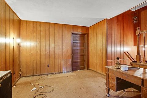 417 E High St, Monticello, IL 61856 photo 11