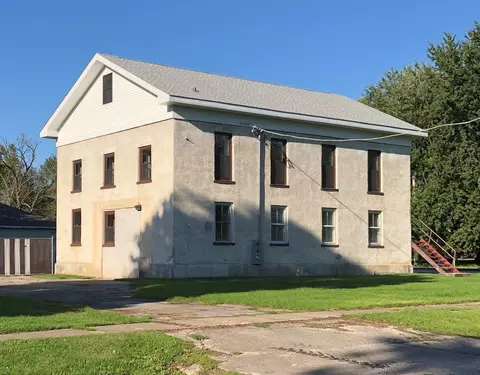 202 N Springfield St, Newark, IL 60541