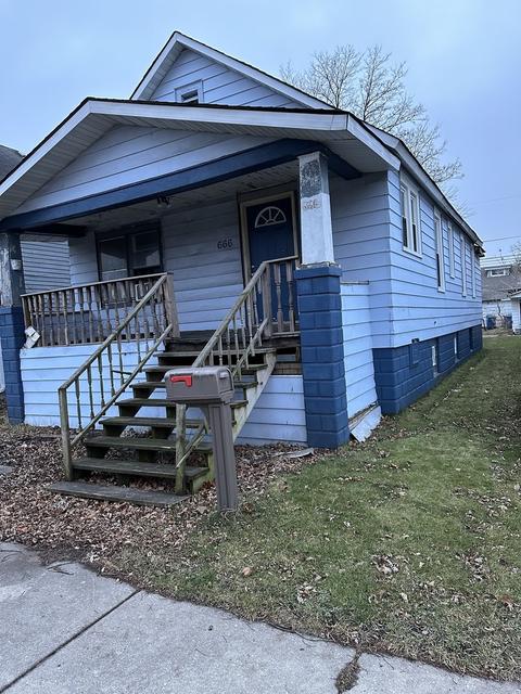 666 Forsythe Ave, Calumet City, IL 60409