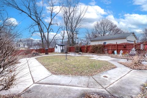 Undisclosed, Aurora, IL 60505 photo 9