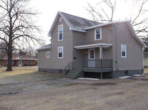 902 W Putnam St, Princeton, IL 61356