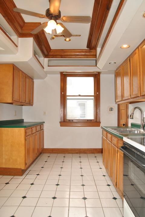 503 E Grove St, Bloomington, IL 61701 photo 12