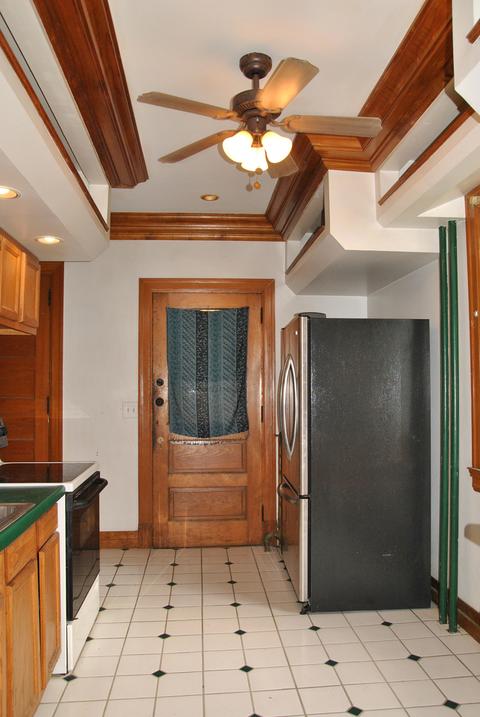 503 E Grove St, Bloomington, IL 61701 photo 13