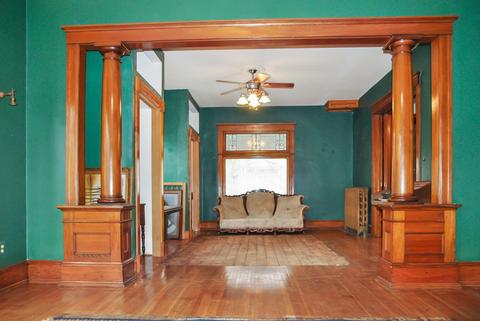 503 E Grove St, Bloomington, IL 61701 photo 9