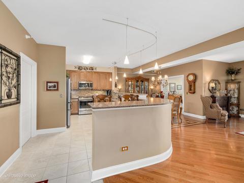 1 Itasca Pl #306, Itasca, IL 60143 photo 6