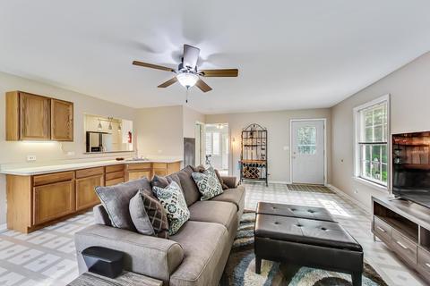 113 Perth Rd, Cary, IL 60013 photo 14