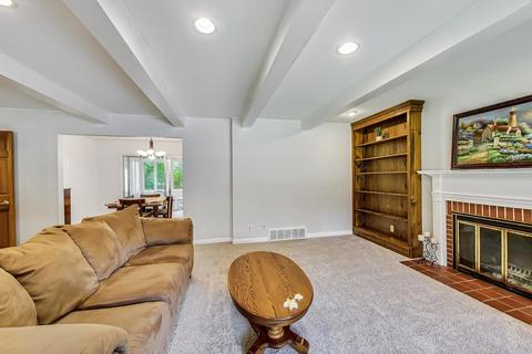 113 Perth Rd, Cary, IL 60013 photo 6