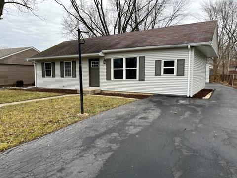 209 Barbara Ln, Steger, IL 60475 photo 2