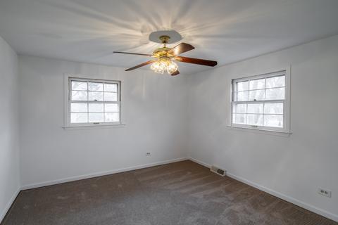 2321 E Beck Rd, Lindenhurst, IL 60046 photo 18