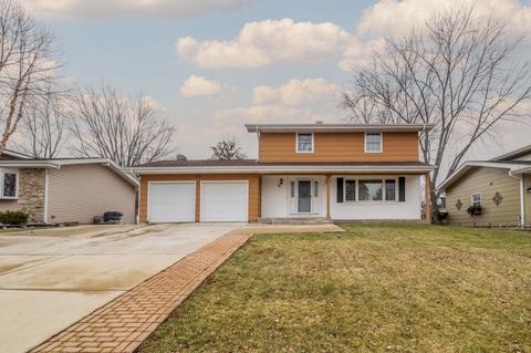 2321 E Beck Rd, Lindenhurst, IL 60046 photo 1