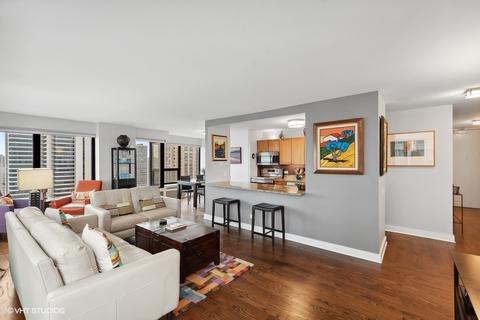 30 E Huron St #4807, Chicago, IL 60611 photo 5