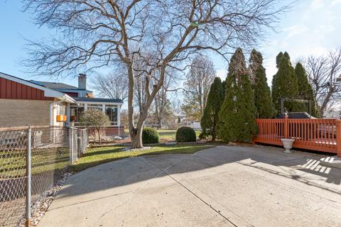 1339 W Meyer Dr, Addison, IL 60101 photo 29