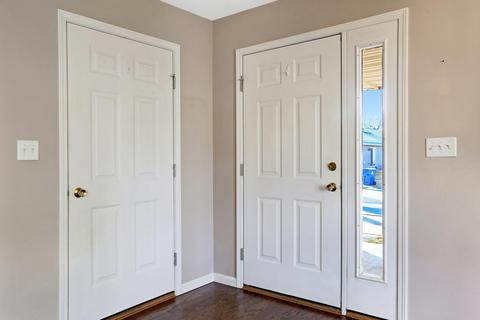 418 E Main St, Monticello, IL 61856 photo 7