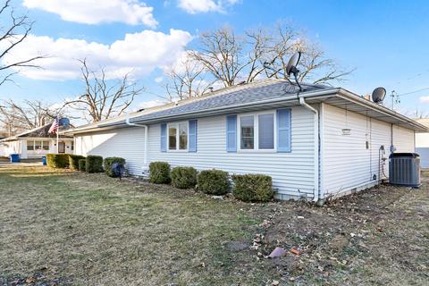 418 E Main St, Monticello, IL 61856 photo 5