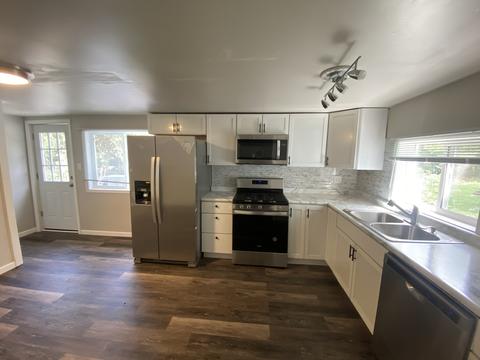11712 Maple Ave, Hebron, IL 60034 photo 9