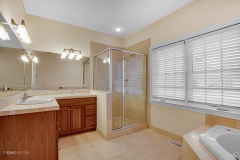 511 Russell St, Wheeling, IL 60090 photo 13