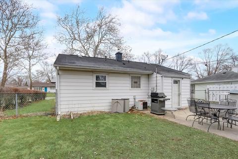 3717 Bluebird Ln, Rolling Meadows, IL 60008 photo 18