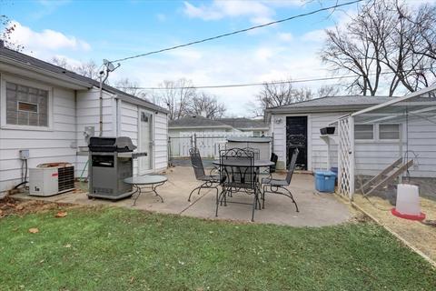 3717 Bluebird Ln, Rolling Meadows, IL 60008 photo 15