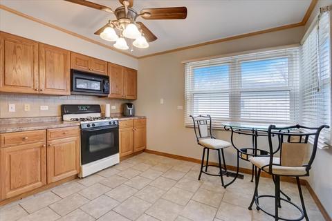 3717 Bluebird Ln, Rolling Meadows, IL 60008 photo 4