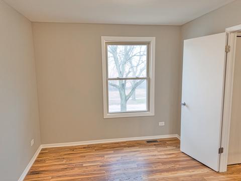 910 Academy Ave, Matteson, IL 60443 photo 15