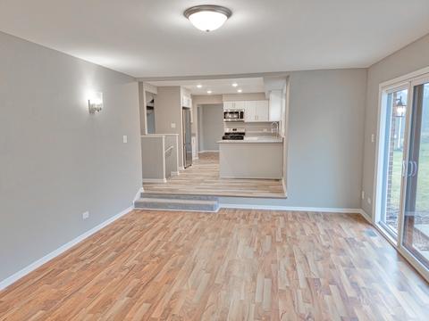 910 Academy Ave, Matteson, IL 60443 photo 6