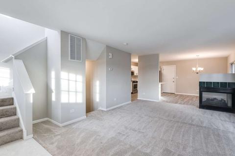4150 Rivertowne Dr, Plainfield, IL 60586 photo 2