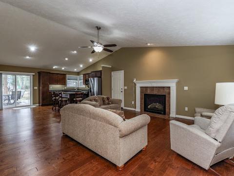 99 N Grove St, Normal, IL 61761 photo 4