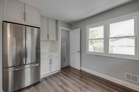 1305 N Taft Ave, Berkeley, IL 60163 photo 9
