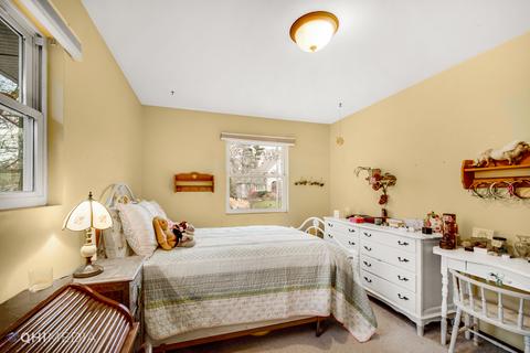 2 S254 Madison St, Wheaton, IL 60189 photo 23