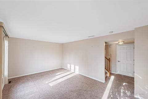 14 Kensington Loop, Elgin, IL 60123 photo 7