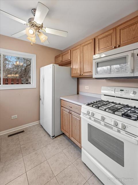 14 Kensington Loop, Elgin, IL 60123 photo 8