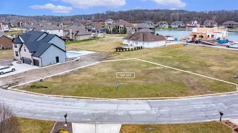 9055 Michigan Dr, Crown Point, IN 46307