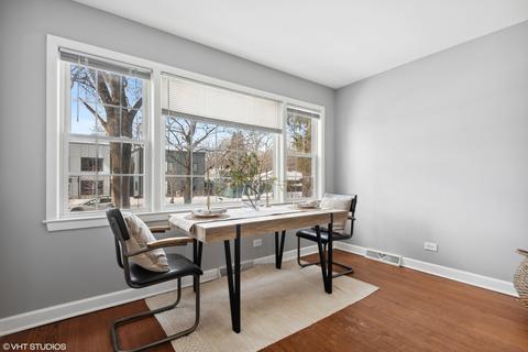 1129 Pitner Ave, Evanston, IL 60202 photo 16