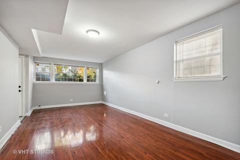 1129 Pitner Ave, Evanston, IL 60202 photo 2