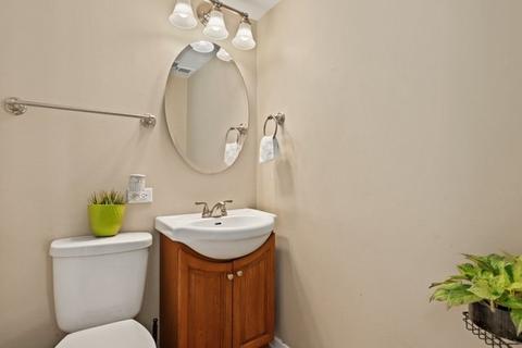 2000 Carleton Rd, Hoffman Estates, IL 60169 photo 20