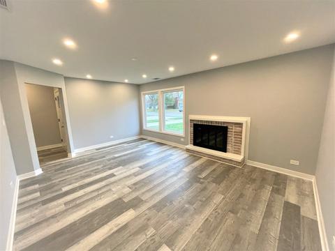 924 Wilshire Dr, Wheeling, IL 60090 photo 5