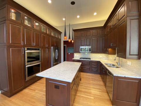 835 Beech Dr, Elgin, IL 60120 photo 10
