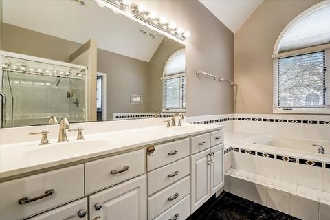 2312 Sutton Ln, Aurora, IL 60502 photo 18