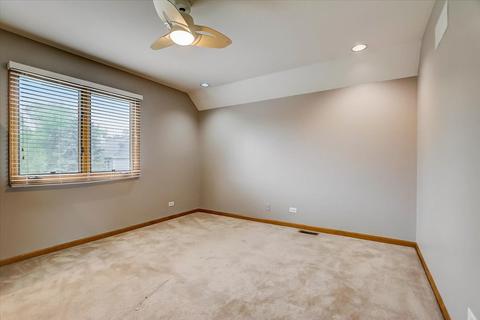 2312 Sutton Ln, Aurora, IL 60502 photo 30