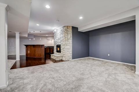 2312 Sutton Ln, Aurora, IL 60502 photo 40