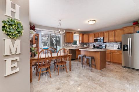 1212 Onyx Ln, Normal, IL 61761 photo 7