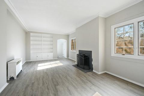 1330 E 56th St #3W, Chicago, IL 60637 photo 4