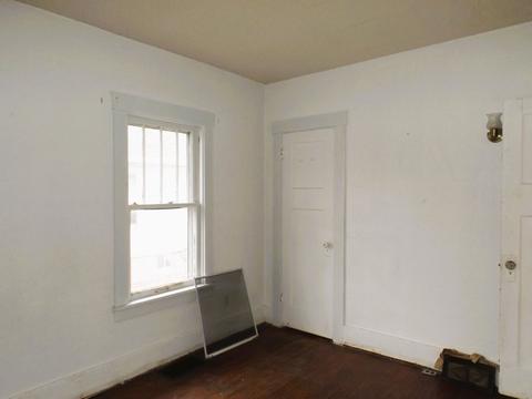 1510 E 4th St, Sterling, IL 61081 photo 5