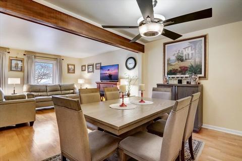 1827 Williamsburg Dr, Hoffman Estates, IL 60169 photo 7