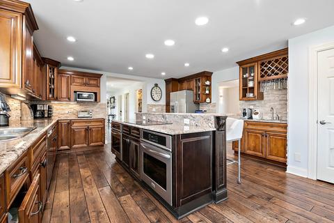 5 N538 Chambellan Ln, Wayne, IL 60184 photo 9