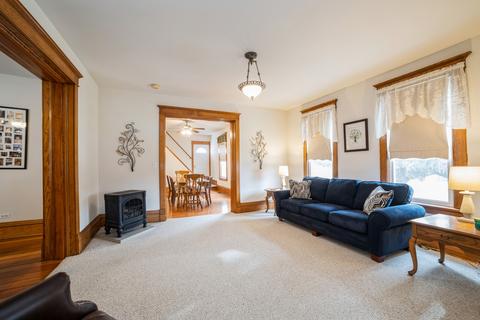 302 E 2nd St, East Dundee, IL 60118 photo 7