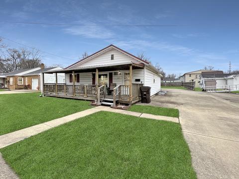 433 E Campbell Ave, Rantoul, IL 61866 photo 2