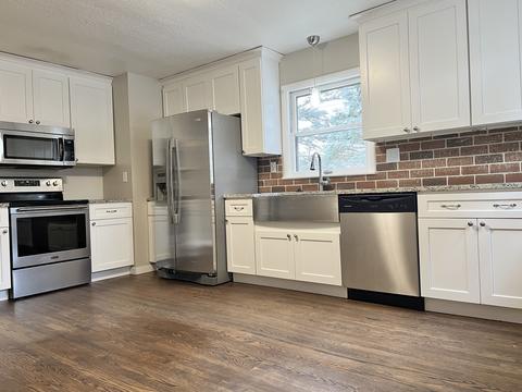 812 Washington Ave, Dixon, IL 61021 photo 5